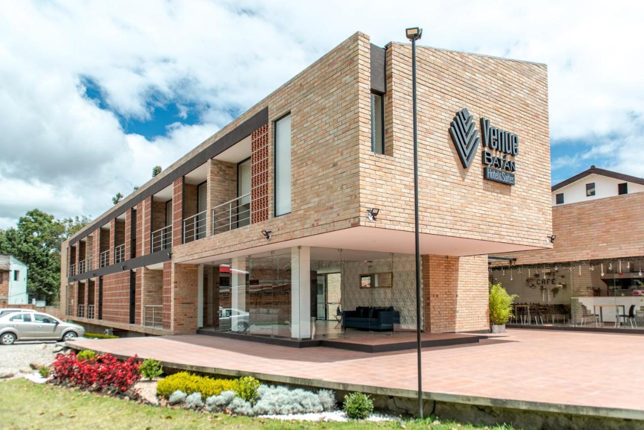 Hotel & Suites En Cuenca, Venue Batan Extérieur photo
