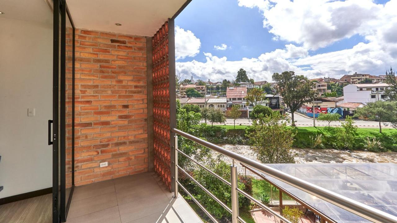 Hotel & Suites En Cuenca, Venue Batan Extérieur photo